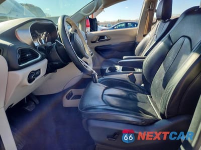 Zdjęcie 7 z 13 samochodu: 2018 CHRYSLER PACIFICA LIMITED VIN:2C4RC1GG8JR314624 - miniatura