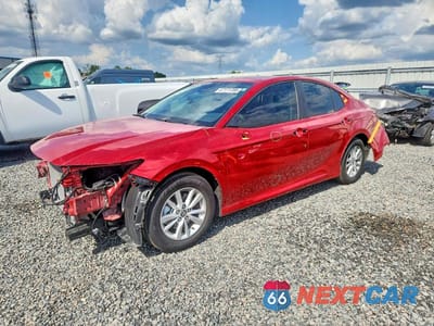 2025 TOYOTA CAMRY LE 4T1DAACKXSU198143 - główne zdjęcie licytacji z USA - miniatura