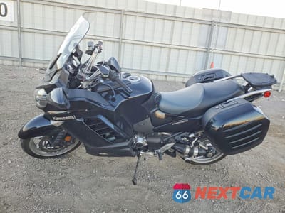 Trzecie zdjęcie samochodu z tyłu: 2009 KAWASAKI ZG1400 B VIN:JKBZGNB159A010316 - miniatura