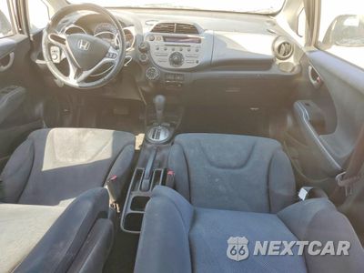 Zdjęcie 8 z 13 samochodu: 2009 HONDA FIT SPORT VIN:JHMGE884X9S068523 - miniatura