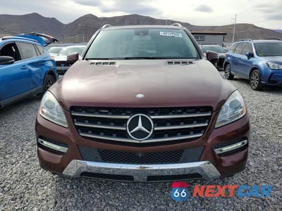 Piąte zdjęcie samochodu w środku: 2014 MERCEDES-BENZ ML 350 VIN:4JGDA5JB2EA387532 - miniatura
