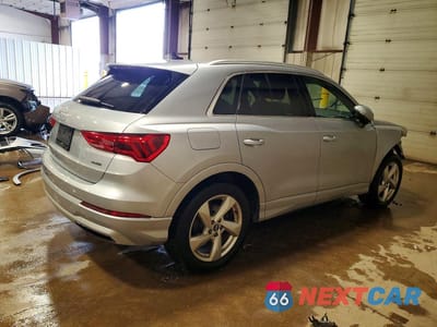Trzecie zdjęcie samochodu z tyłu: 2021 AUDI Q3 PREMIUM 40 VIN:WA1AUCF3XM1131944 - miniatura