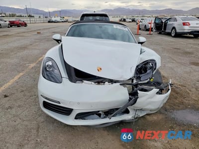 Piąte zdjęcie samochodu w środku: 2020 PORSCHE BOXSTER BASE VIN:WP0CA2A81LS210092 - miniatura