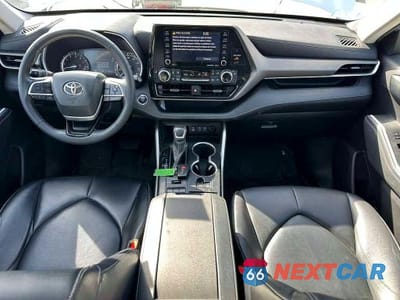 Zdjęcie 6 z 10 samochodu: 2022 TOYOTA HIGHLANDER XLE VIN:5TDGZRBH8NS583210 - miniatura