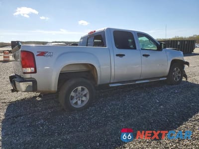 Trzecie zdjęcie samochodu z tyłu: 2010 GMC SIERRA K1500 SLE VIN:3GTRKVE30AG190140 - miniatura