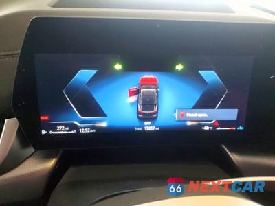 Zdjęcie 9 z 12 samochodu: 2025 BMW X2 XDRIVE28I VIN:WBX63GM09S5167146 - miniatura