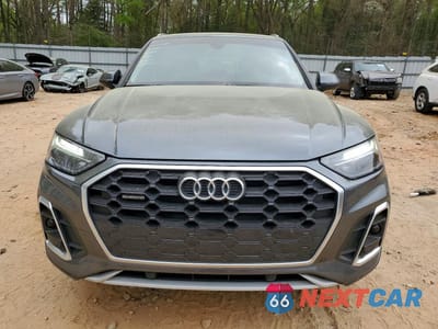 Piąte zdjęcie samochodu w środku: 2023 AUDI Q5 PREMIUM 45 VIN:WA1GAAFY1P2034312 - miniatura