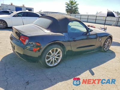 Trzecie zdjęcie samochodu z tyłu: 2008 BMW Z4 3.0 VIN:4USBU33518LW74572 - miniatura