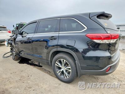 Drugie zdjęcie samochodu z przodu: 2017 TOYOTA HIGHLANDER LE VIN:5TDBZRFH6HS431516 - miniatura