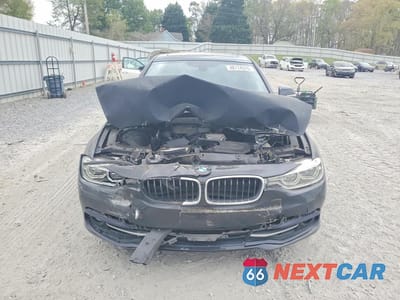 Piąte zdjęcie samochodu w środku: 2016 BMW 328 I SULEV VIN:WBA8E9G50GNT84043 - miniatura