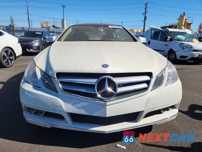 Piąte zdjęcie samochodu w środku: 2010 MERCEDES-BENZ E 350 VIN:WDDKJ5GBXAF039015 - miniatura