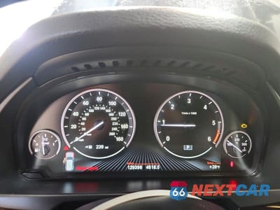Zdjęcie 9 z 13 samochodu: 2014 BMW X5 XDRIVE35D VIN:5UXKS4C50E0J93743 - miniatura