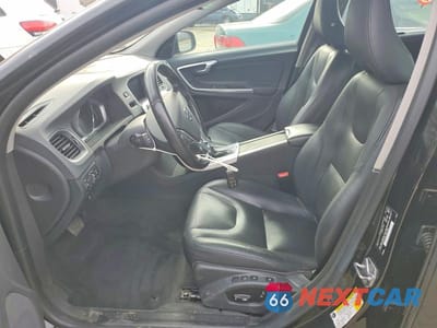 Zdjęcie 7 z 12 samochodu: 2018 VOLVO S60 INSCRIPTION VIN:LYV402TK4JB173664 - miniatura