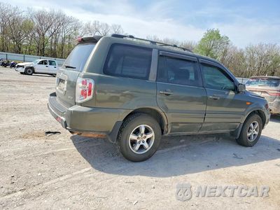 Trzecie zdjęcie samochodu z tyłu: 2006 HONDA PILOT EX VIN:2HKYF18666H525530 - miniatura