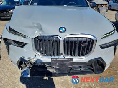 Zdjęcie 12 z 12 samochodu: 2025 BMW X7 M60I VIN:5UX33EM08S9X10045 - miniatura