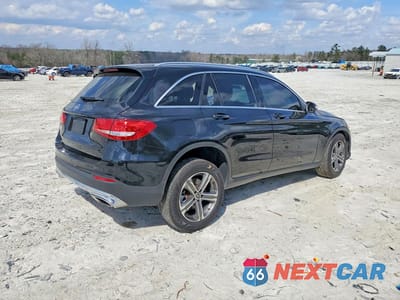 Trzecie zdjęcie samochodu z tyłu: 2019 MERCEDES-BENZ GLC VIN:WDC0G4JB2KV144362 - miniatura