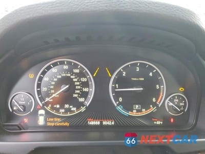 Zdjęcie 9 z 12 samochodu: 2015 BMW X5 XDRIVE35D VIN:5UXKS4C50F0J97504 - miniatura