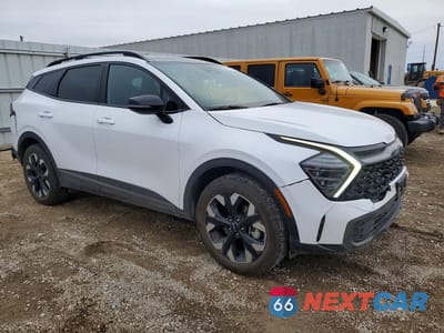 Czwarte zdjęcie samochodu z boku: 2024 KIA SPORTAGE X-LINE VIN:5XYK6CDF3RG225561 - miniatura