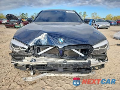 Piąte zdjęcie samochodu w środku: 2018 BMW 540 I VIN:WBAJE5C53JWA95677 - miniatura