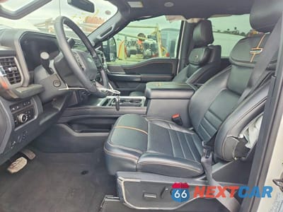 Zdjęcie 7 z 12 samochodu: 2024 FORD F250 SUPER DUTY VIN:1FT8W2BM2REF56971 - miniatura