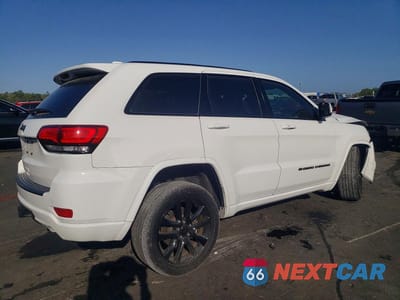 Trzecie zdjęcie samochodu z tyłu: 2022 JEEP GRAND CHEROKEE LAREDO E VIN:1C4RJFAG8NC148275 - miniatura