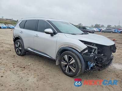 Czwarte zdjęcie samochodu z boku: 2021 NISSAN ROGUE SL VIN:5N1AT3CA4MC726543 - miniatura