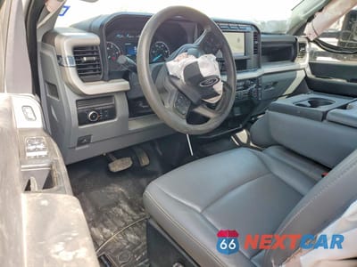 Zdjęcie 8 z 13 samochodu: 2024 FORD F450 SUPER DUTY VIN:1FD0X4GT3RED89117 - miniatura