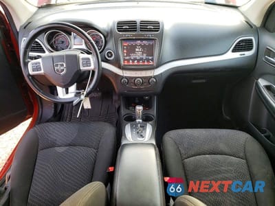 Zdjęcie 8 z 13 samochodu: 2019 DODGE JOURNEY SE VIN:3C4PDCBB0KT860022 - miniatura