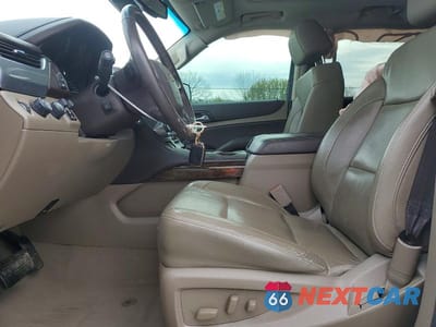 Zdjęcie 7 z 12 samochodu: 2020 CHEVROLET TAHOE K1500 LT VIN:1GNSKBKC2LR124431 - miniatura