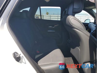 Zdjęcie 10 z 12 samochodu: 2025 MERCEDES-BENZ GLC 300 VIN:W1NKM4GB1SF363976 - miniatura