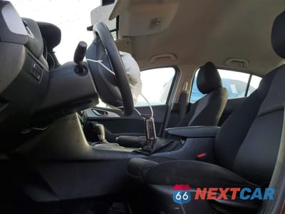 Zdjęcie 7 z 12 samochodu: 2018 MAZDA 3 SPORT VIN:JM1BN1U72J1175790 - miniatura