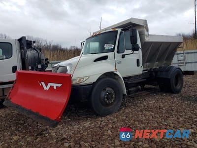 Drugie zdjęcie samochodu z przodu: 2005 INTERNATIONAL 4300 FEED DELIVERY TRUCK VIN:1HTMMAAN45H148377 - miniatura