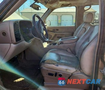 Zdjęcie 7 z 12 samochodu: 2004 GMC YUKON VIN:1GKEK13Z44J257215 - miniatura