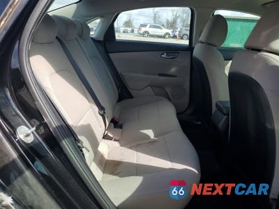 Zdjęcie 10 z 12 samochodu: 2019 KIA FORTE LXS VIN:3KPF24AD7KE059988 - miniatura