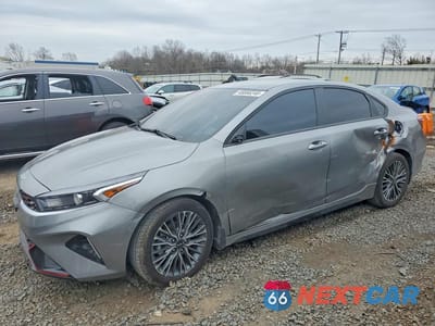 2023 KIA FORTE GT-LINE 3KPF54AD3PE666677 - główne zdjęcie licytacji z USA - miniatura