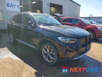 Czwarte zdjęcie samochodu z boku: 2023 BMW X3 XDRIVE30I VIN:5UX53DP00P9P55194 - miniatura