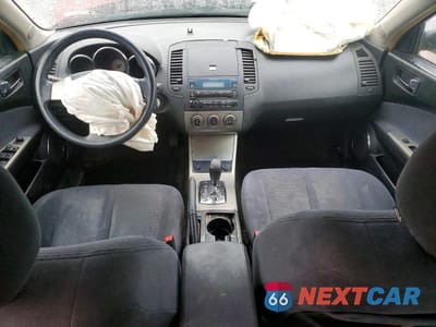 Zdjęcie 8 z 14 samochodu: 2005 NISSAN ALTIMA 2.5 VIN:1N4AL11D45C149378 - miniatura