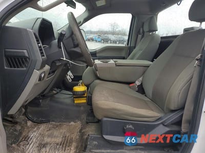 Zdjęcie 7 z 11 samochodu: 2017 FORD F250 SUPER DUTY UTILITY / SERVICE TRUCK VIN:1FTBF2B62HEF08764 - miniatura