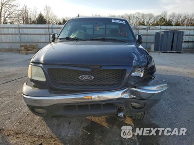 Piąte zdjęcie samochodu w środku: 2003 FORD F150 VIN:2FTRX18L13CA32864 - miniatura