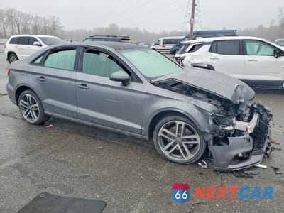 Czwarte zdjęcie samochodu z boku: 2020 AUDI A3 PREMIUM VIN:WAUAUGFF6LA104663 - miniatura