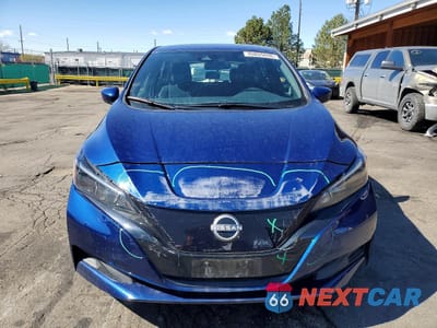 Piąte zdjęcie samochodu w środku: 2025 NISSAN LEAF S VIN:1N4AZ1BV0SC565154 - miniatura