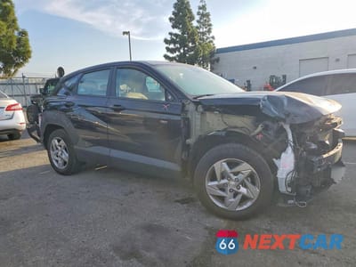 Czwarte zdjęcie samochodu z boku: 2024 HYUNDAI KONA SE VIN:KM8HA3AB1RU099656 - miniatura