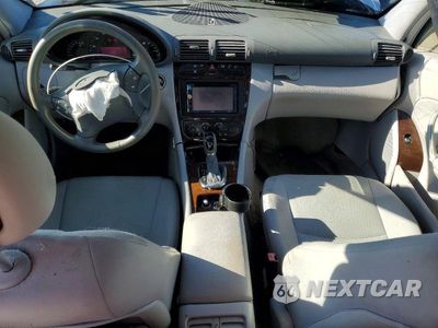 Zdjęcie 8 z 12 samochodu: 2002 MERCEDES-BENZ C 240 VIN:WDBRF61J22F283497 - miniatura