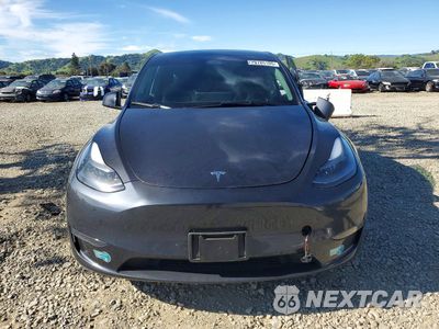 Piąte zdjęcie samochodu w środku: 2025 TESLA MODEL Y VIN:7SAYGDED9SF266853 - miniatura