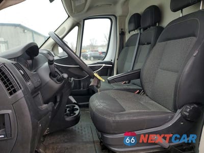 Zdjęcie 7 z 13 samochodu: 2017 RAM PROMASTER 2500 2500 HIGH VIN:3C6TRVDG3HE539391 - miniatura