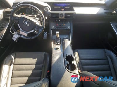 Zdjęcie 8 z 11 samochodu: 2020 LEXUS IS 300 BASE VIN:JTHGA1D20L5103213 - miniatura