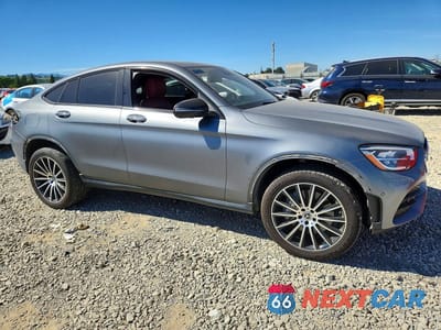 Czwarte zdjęcie samochodu z boku: 2022 MERCEDES-BENZ GLC COUPE 300 4MATIC VIN:W1N0J8EB1NG019010 - miniatura