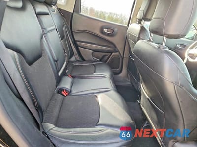 Zdjęcie 11 z 13 samochodu: 2018 JEEP COMPASS LATITUDE VIN:3C4NJDBB8JT111943 - miniatura