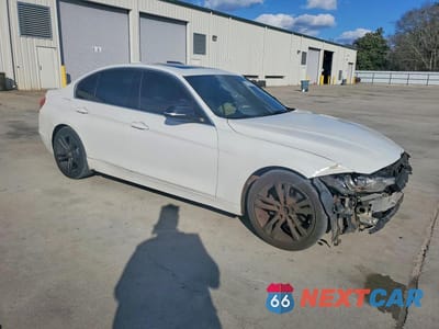 Czwarte zdjęcie samochodu z boku: 2015 BMW 3 SERIES 320I XDRIVE VIN:WBA3A5C53FP604296 - miniatura