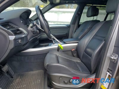 Zdjęcie 7 z 12 samochodu: 2013 BMW X5 XDRIVE35I VIN:5UXZV4C58D0B20398 - miniatura
